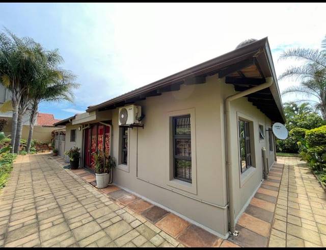 3 BEDROOM HOUSE FOR SALE IN SHEFFIELD BEACH